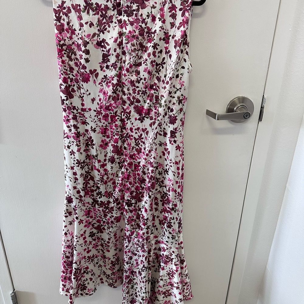 TAYLOR DRESS NWT - Picture 4 of 4
